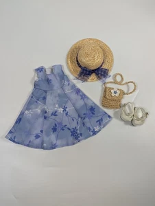 Sac à main chapeau robe fleurie pervenche American Girl et sandales blanches vintage 2000 - Photo 1/8