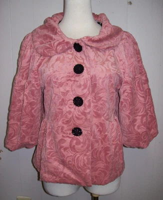 Chaqueta corta mediana con cuello de jacquard rosa ivy jane 3/4 manga abullonada Foto 1 de 3