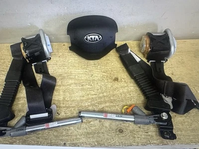 2013-2014-2015-2016-Kia Sportage Driver Wheel Airbag & Seatbelts - Image 1 of 2