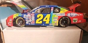 2000 Jeff Gordon #24 Dupont Rainbow 1:18 Action NASCAR Diecast Chevy Monte Carlo - Picture 1 of 8