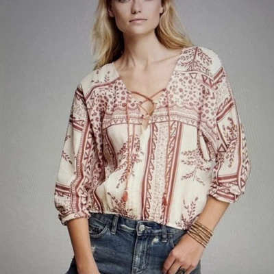 Blusa Free People Boho Borla Con Cordones Top Rojo Crema Mangas Largas Talla Pequeña Foto 1 de 4