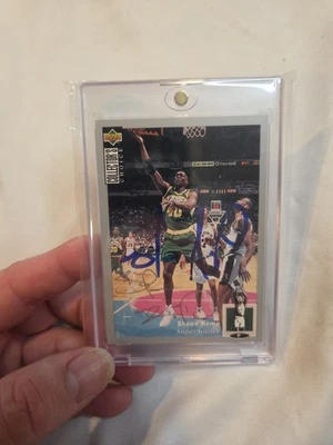 Shawn Kemp - 1994 Upper Deck - Silver Signature - MINT With Autographed Beckett  - Image 1 of 4