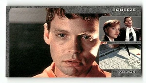 1997 Topps X-Files Showcase 1x02 #4 Squeeze Doug Hutchinson BXCP56 - Picture 1 of 2
