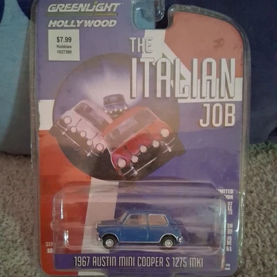 Greenlight Hollywood The Italian Job Mini Cooper Die Cast Model Red 1:64 Scale - Image 1 of 3