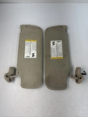 00-06 Chevy GMC Denali Tahoe Suburban Yukon Juego de parasol OEM bronceado/crema bonito Foto 1 de 4