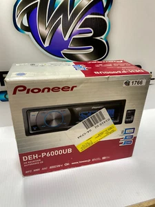 Reproductor de CD/USB receptor en tablero Pioneer DEH-P6000UB (Premier) - Imagen 1 de 12