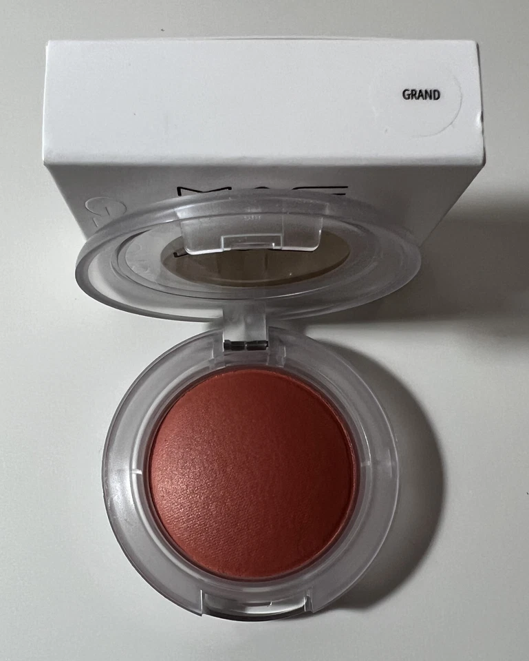 MAC Grand Glow Play Cushiony Blush New in Box - Image 1 of 1