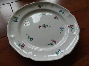 LES ISLETTES BELLE ASSIETTE 19 EME EN FAIENCE DE L'EST DECOR AUX BARBEAUX - Picture 1 of 12