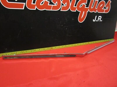 Pontiac Bonnville and Parisienne 1978 1979 capó delantero moldeado Foto 1 de 4