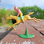 ANTIK JOCKEY PFERD WETTRENN SPIEL FIGUR METALL URALT PREWAR ART DECO HANBEMALT