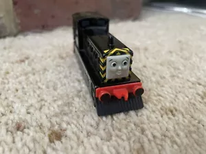 THOMAS THE TANK ENGINE Take N Play Along Die Cast Train - Picture 1 of 1