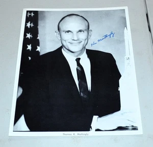 NASA Astronaut Thomas K. Mattingly Original 8x10 Foto Autopen signiert Signatur - Bild 1 von 2