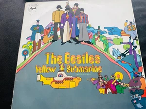 VINTAGE❤️⚡ THE BEATLES – YELLOW SUBMARINE – APPLE 1C062-04 002 – 1969 VINYL LP❤️ - Bild 1 von 3