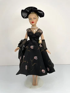 Tonner Tiny Kitty Collier Flirtation Doll 10 Inch - Picture 1 of 5