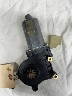 VENTANA PUERTA DELANTERA IZQUIERDA VOLVO S60 V70 XC70 130821760 1013530209 Foto 1 de 3