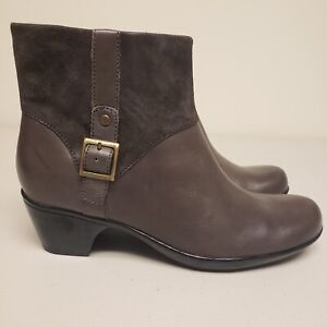 Clarks Women’s Size 9 Ingalls Dover Brown Leather Buckle Ankle Boots