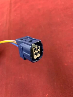 CONECTOR ENCHUFE ARNÉS COLETA ALTERNADOR PARA ACURA MDX 2010-13, V6, 3,7 L Foto 1 de 4