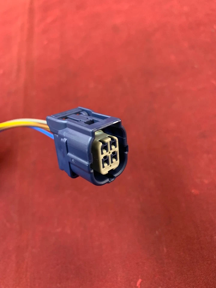 ALTERNATOR PIGTAIL HARNESS PLUG CONNECTOR FOR 2009-2014 Acura TL, V6, 3.5L, 3.7L - Image 1 of 4