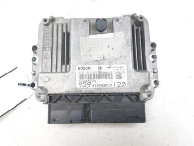 0281012143 CENTRALINA MOTORE ECU BOSCH ALFA ROMEO 159 (939) 1.9 MULTIJET 8V 120C - Immagine 1 di 4