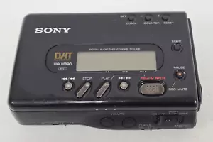Grabadora de datos portátil Sony TCD-D8 Walkman COMO ESTÁ envío gratuito - Imagen 1 de 21