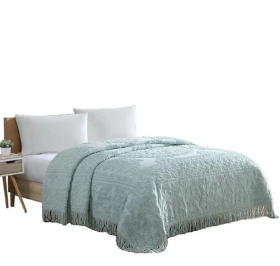 Beatrice Home Fashions Medallion Chenille Bedspread, Full, Blue - Image 1 of 4