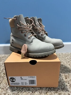 Women’s Timberland Boots - Size 6 “Ice Cream” - Image 1 of 4