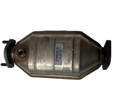 Eberspächer Catalyst for Mitsubishi Space Star with Lambda Sensor Connection - Изображение 1 из 3