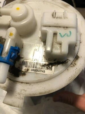 Conjunto de bomba de combustible OEM 2016 2017 2018 16 17 18 Nissan Máxima 3,5 L V6 R324508 Foto 1 de 3