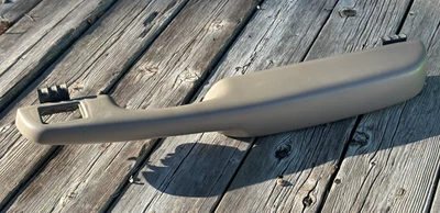 GMC Chevy 2003-2006 puerta de pasajero trasero agarre manija reposabrazos tirador OEM GM derecha Foto 1 de 4