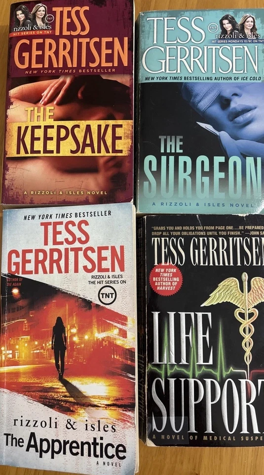 BIG Lot of 4 TESS GERRITSEN RIZZOLI & ISLES SERIES And Medical Book - Image 1 of 4