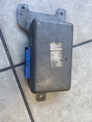 Módulo de controle de caixa de transferência genuíno GM 1999-2004 Chevrolet S10 Sonoma 15741322? - Imagem 1 de 4