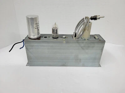 Tubos de vacío chasis preamplificador vintage Hammond Organ H-AO-42-1 Foto 1 de 4