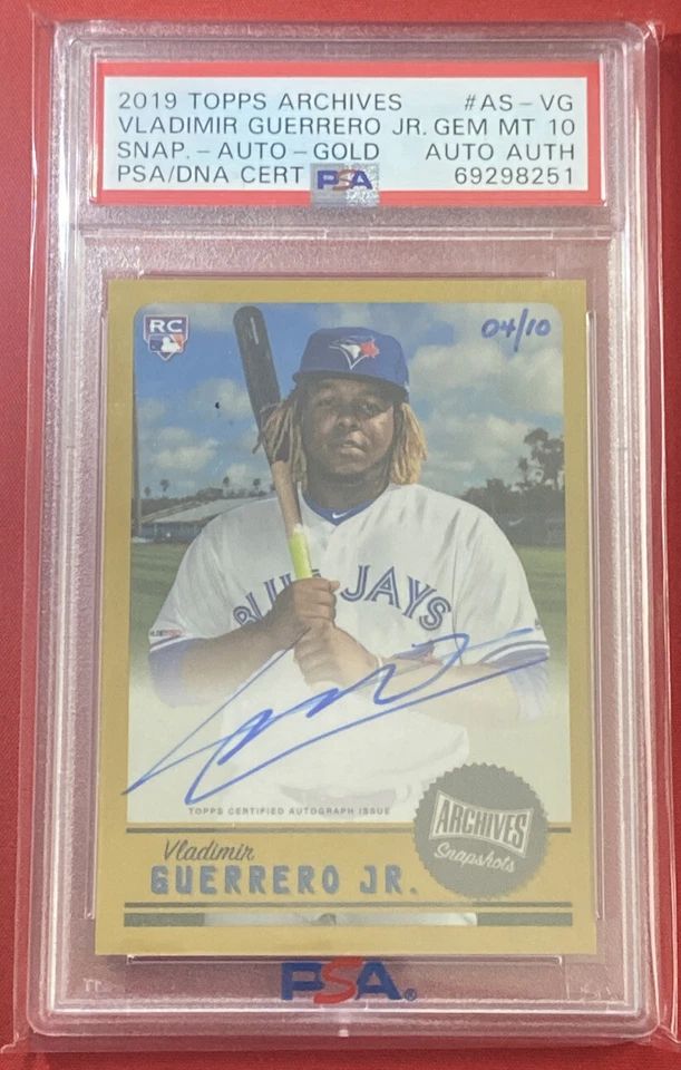 VLADIMIR GUERRERO JR. 2019 Topps Archives Snapshot Gold Rookie Auto #4/10 PSA 10 - Image 1 of 2