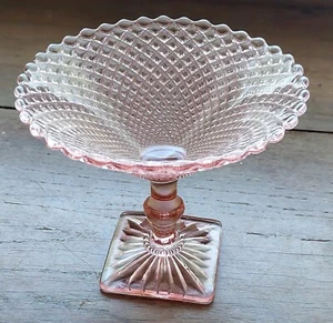 Vintage Anchor Hocking rosa "Miss America" quadratischer Sockel Süßigkeiten/Beerenschale - Bild 1 von 6
