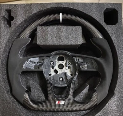 Carbon Fiber Steering Wheel for Audi S4 S5 S6 S7 RS3 RS4 RS5 RS6 RS7 B9 2018+ Foto 1 de 4