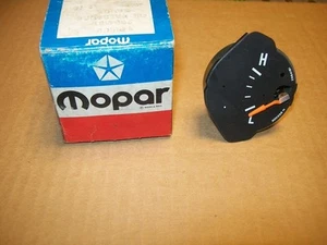 Medidor de presión de aceite para tablero de rallye MoPar 70 71 72 73 Barracuda Cuda Challenger Rallye - Imagen 1 de 3