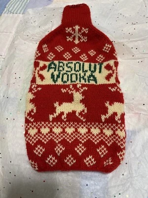 CYNTHIA ROWLEY Absolut Vodka KNIT 1 LITER BOTTLE COZY Cover  Christmas REINDEER - Image 1 of 4