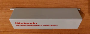 Couvercle pour emplacement cartouches Nintendo NES - Cache, Porte, Capot - NEUF - Picture 1 of 1