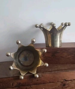 2 x Vintage Solid Brass Crown Candle holders Home Interior Pot Garden Plant - Picture 1 of 9