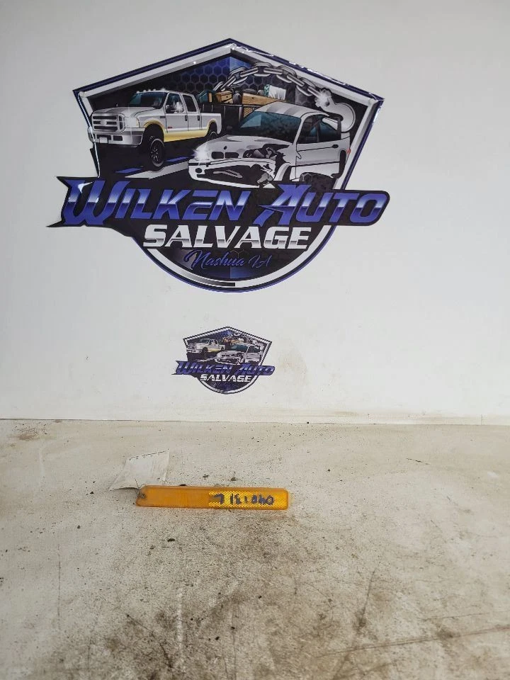 Driver Corner/Park Light Side Marker Bumper Mounted Fits 87-96 CORSICA 110091 - Image 1 of 1