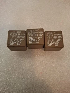 3X ORIGINAL Relay for Fiat, Alfa, Lancia 2037 12V-2x15A 5-Pin *QTY 3* - Picture 1 of 4