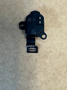 MacBook PRO A2485 M1 2021 M1 Genuine Audio Jack - A03117-A - Afbeelding 1 van 2