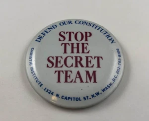De colección DEFENDE NUESTRA CONSTITUCIÓN / STOP THE SECRET TEAM Botón, Pinback - Imagen 1 de 2