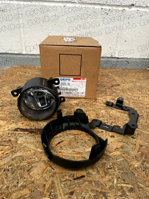 FRONT RIGHT FOG LIGHT FITS MITSUBISHI L200 / TRITON MK4 KA KB 04-2016 MB8214413 - Image 1 of 4