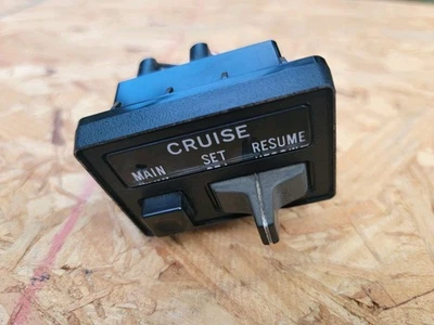 1981-1984 Toyota Cressida Cruise Control Switch Unit Panel OEM - Image 1 of 4