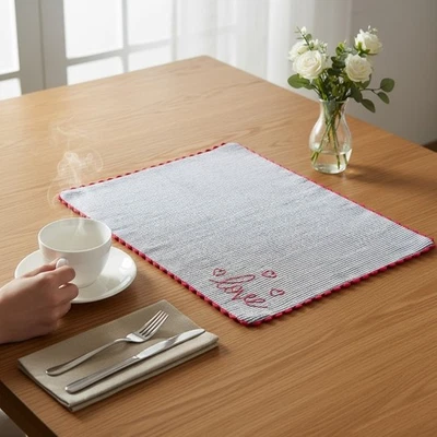 Rachel Ashwell The Farmhouse Love Script cinza listra vermelha conjunto de tapetes vermelhos 4 - Imagem 1 de 4