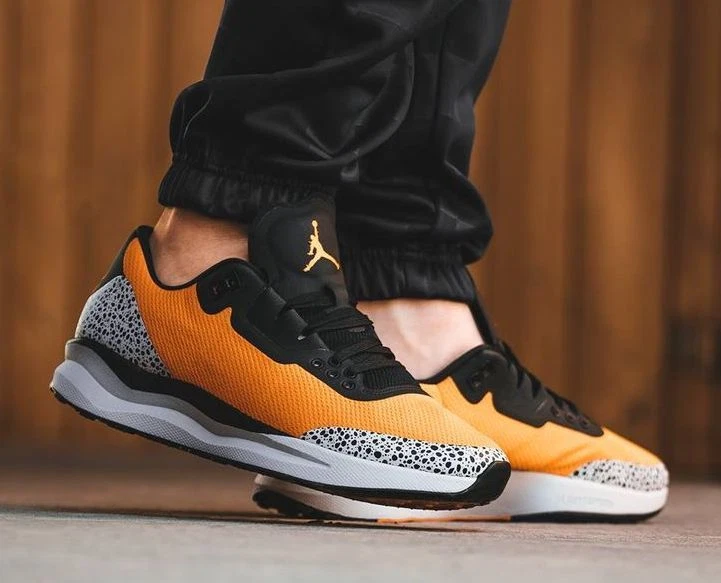 NIKE AIR JORDAN ZOOM TENACITY 88 Retro 3 SAFARI Orange Black 95 1