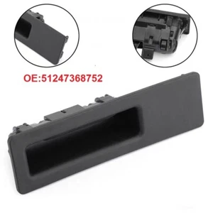 Pulsante Cofano Portellone Posteriore Bagagliaio per BMW F10 F11 F22 51247368752 - Picture 1 of 7