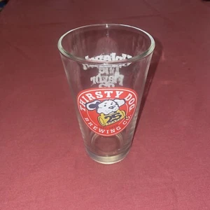 Thirsty Dog Brewing Co 25 años pinta cerveza bebida vaso desata el sabor - Imagen 1 de 2