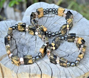 Orgonit Armband: Epoxidharz, Schungitpulver, Goldflocken, Hämatit Stretch - Bild 1 von 4
